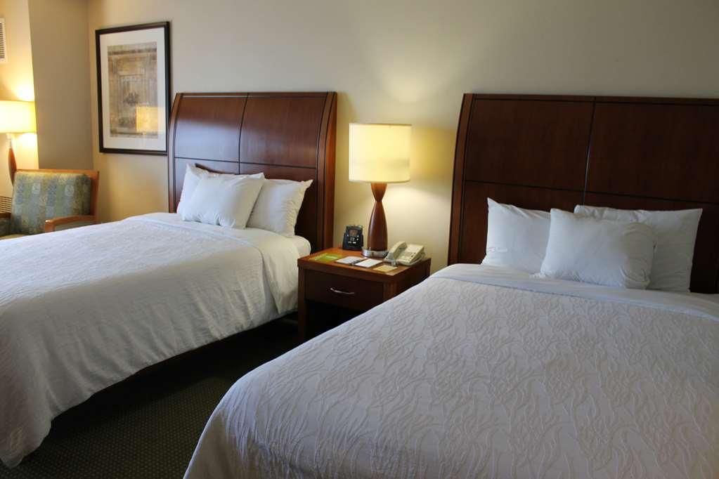Hilton Garden Inn Addison Rum bild